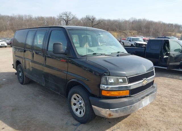 2013 CHEVROLET Express