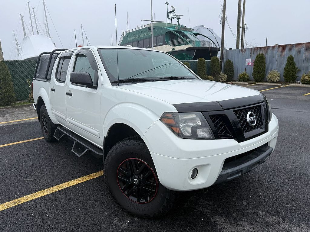2017 NISSAN Frontier