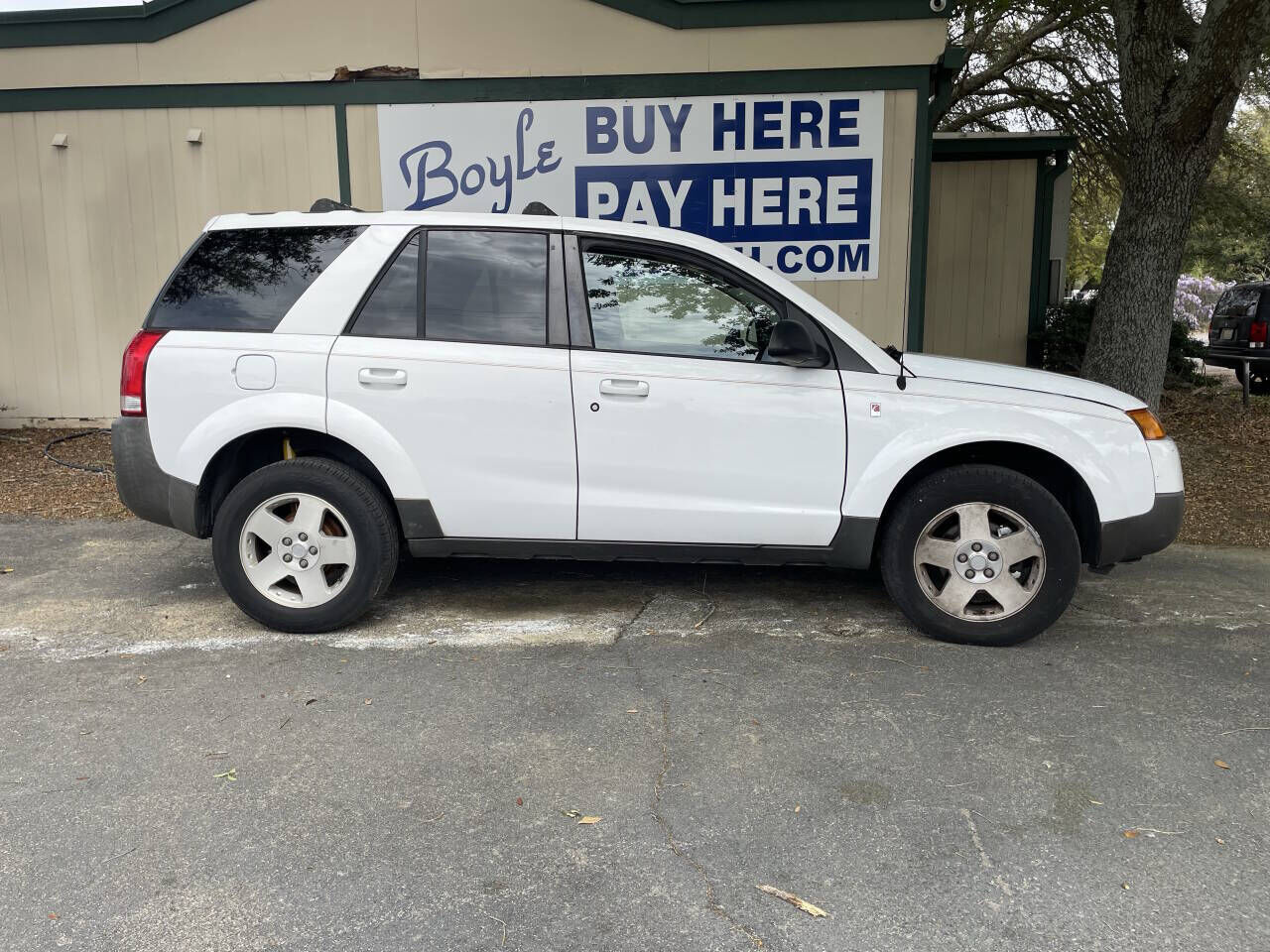 2004 SATURN Vue