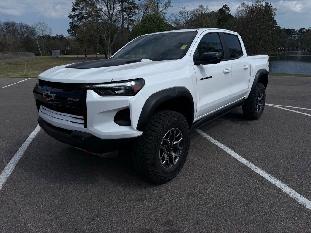 2026 CHEVROLET Colorado