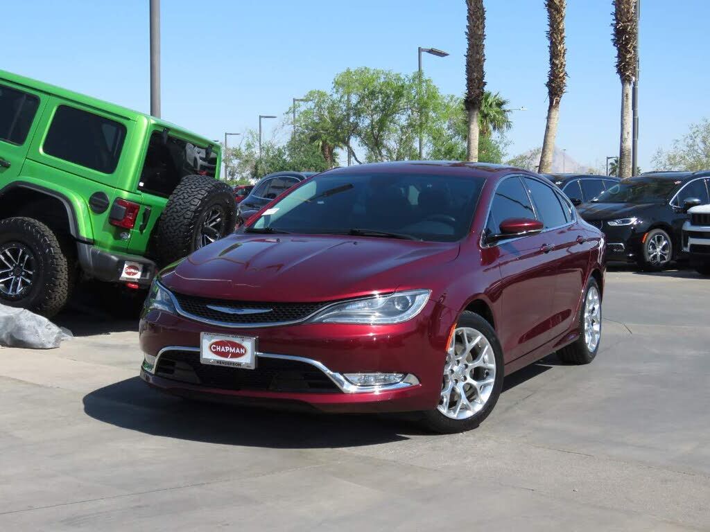 2016 CHRYSLER 200
