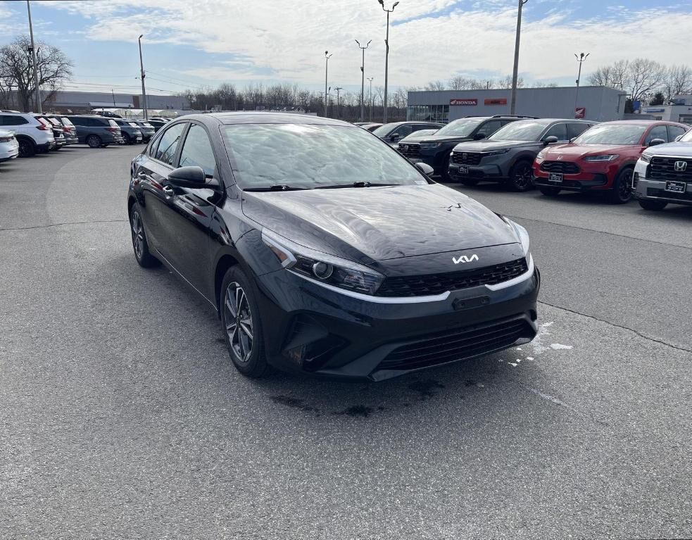 2023 KIA Forte