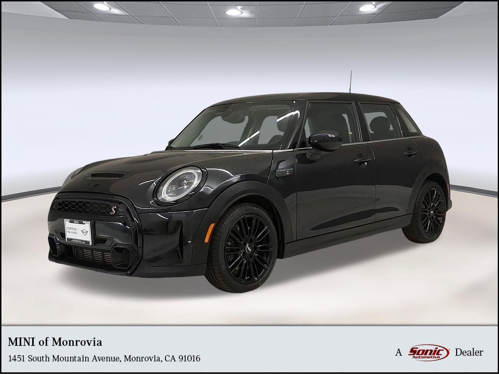 2023 MINI Hardtop
