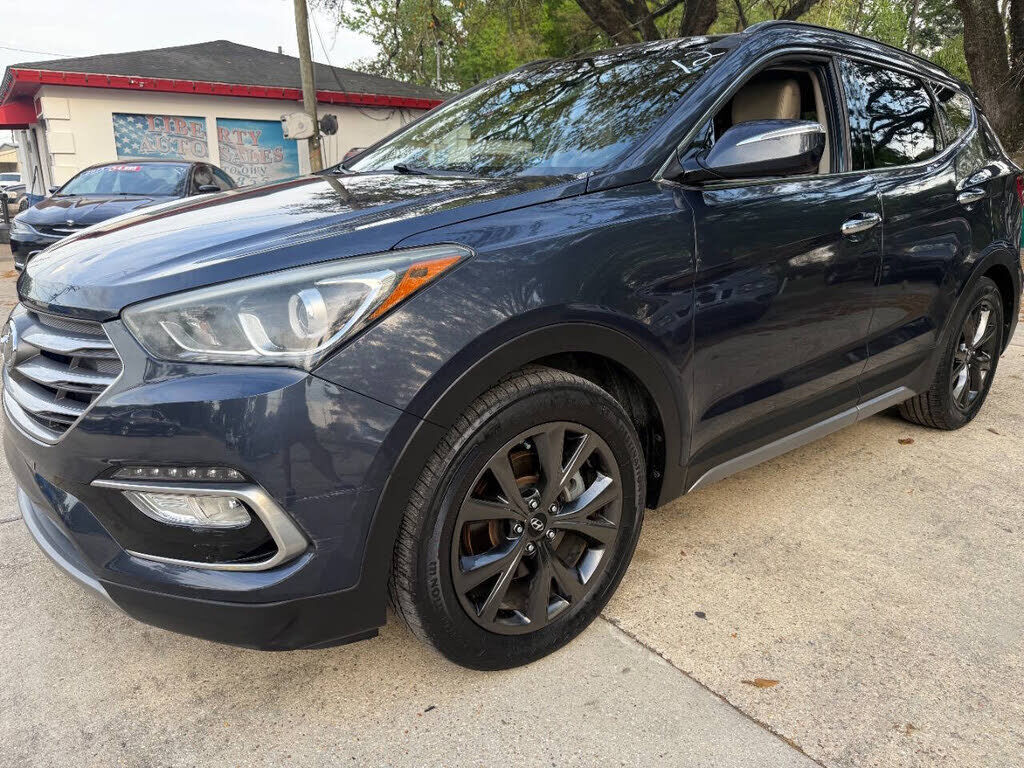 2017 HYUNDAI Santa Fe