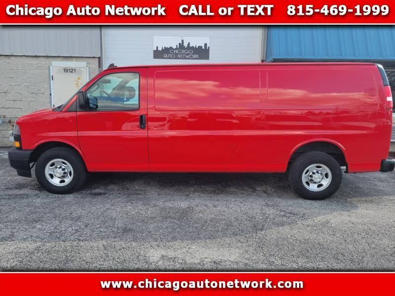 2020 CHEVROLET Express