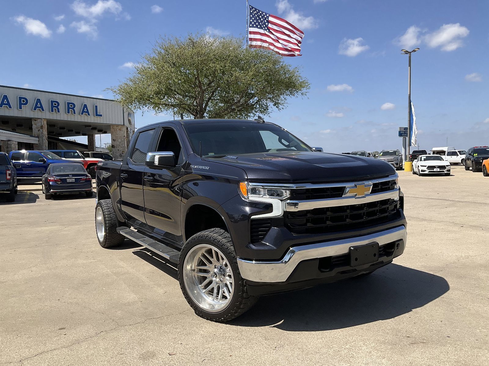2023 CHEVROLET Silverado