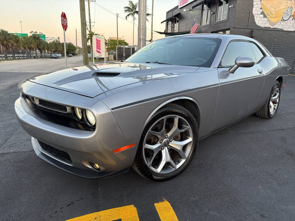 2016 DODGE Challenger