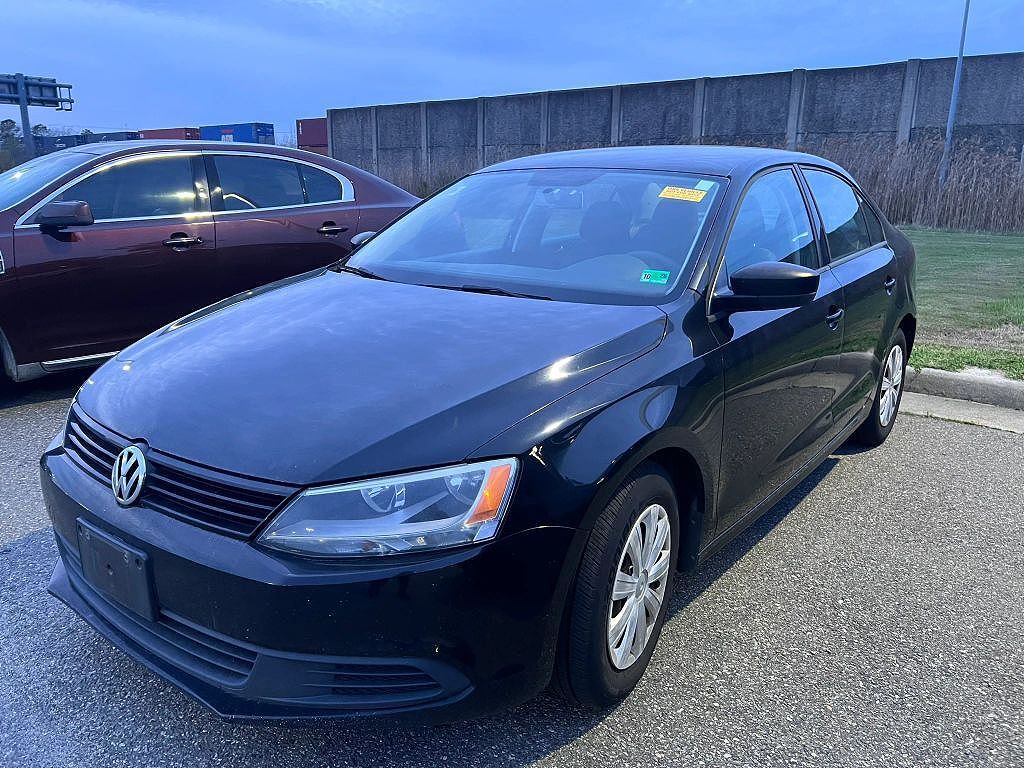 2012 VOLKSWAGEN Jetta