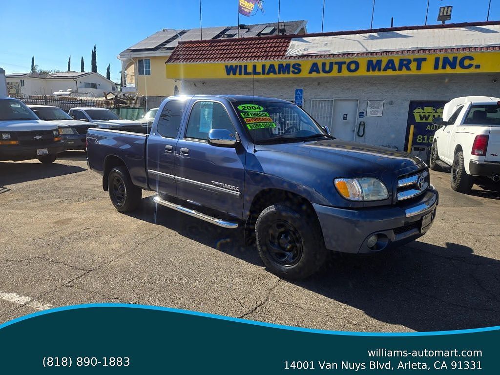 2004 TOYOTA Tundra