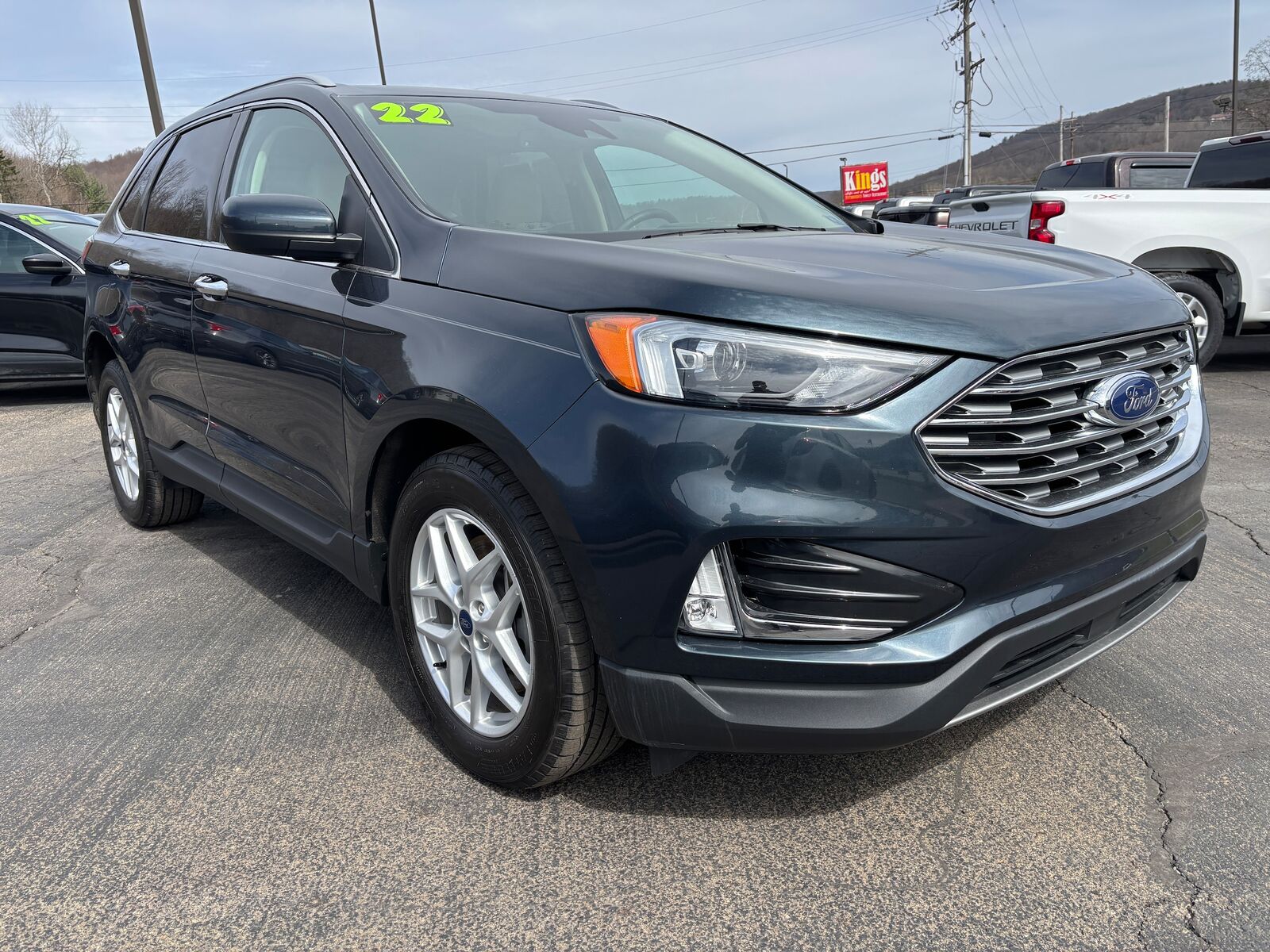 2022 FORD Edge