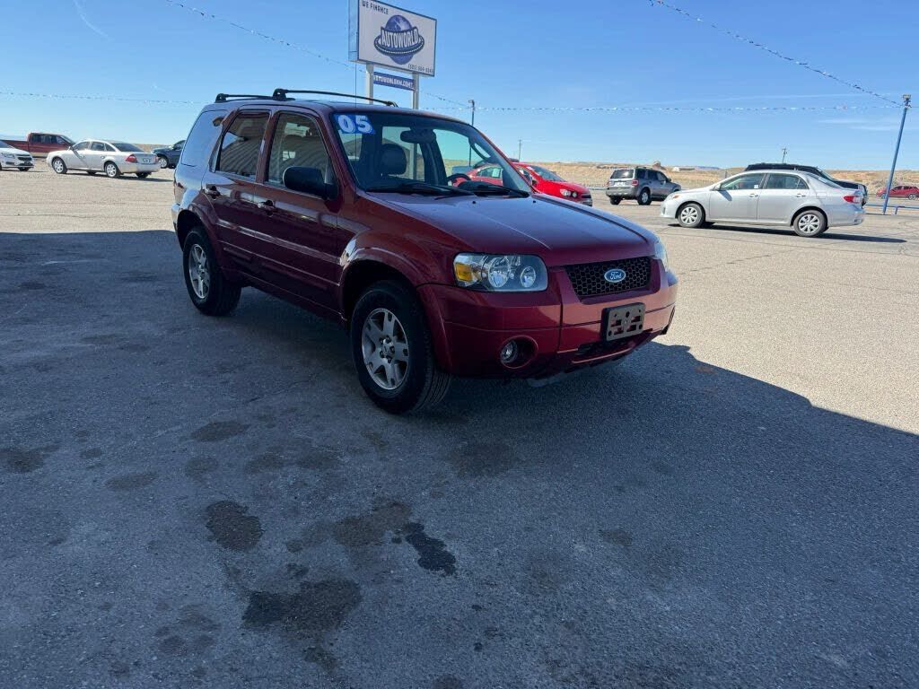 2005 FORD Escape