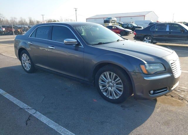 2013 CHRYSLER 300