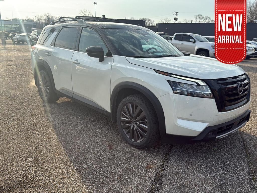 2023 NISSAN Pathfinder