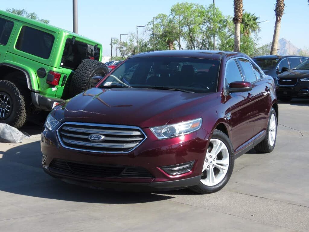 2018 FORD Taurus
