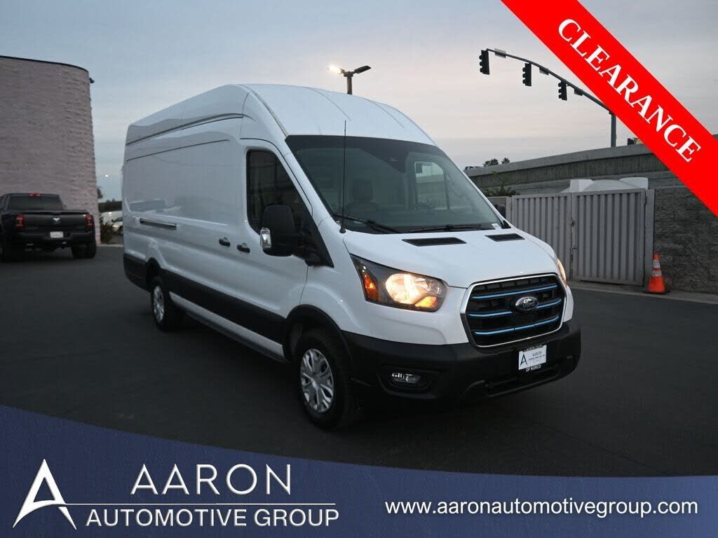 2022 FORD Transit