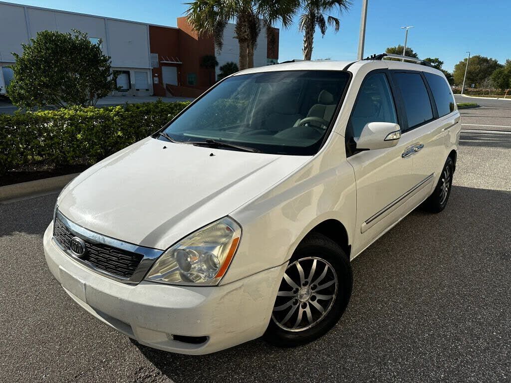 2012 KIA Sedona