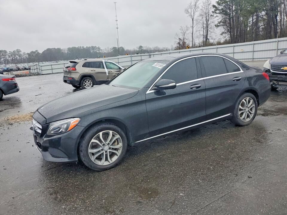 2015 MERCEDES-BENZ C-Class