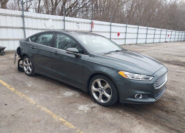 2015 FORD Fusion