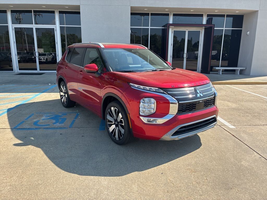 2026 MITSUBISHI Outlander