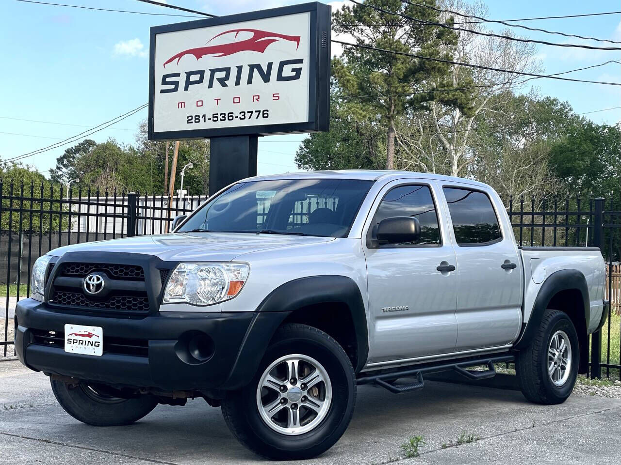 2011 TOYOTA Tacoma
