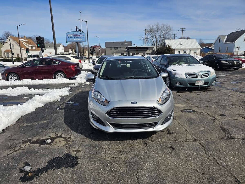 2014 FORD Fiesta