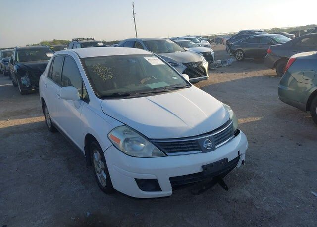 2009 NISSAN Versa