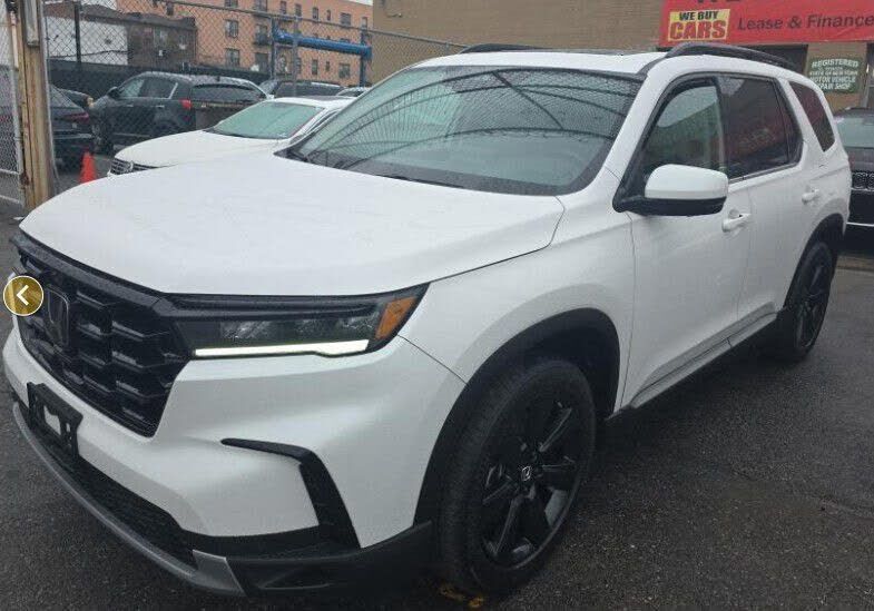 2023 HONDA Pilot