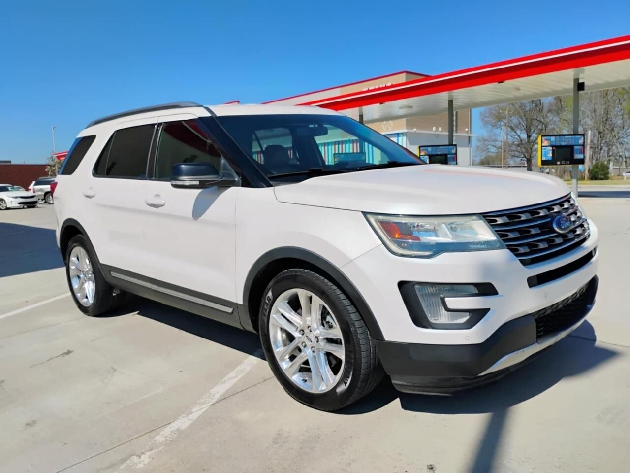 2016 FORD Explorer