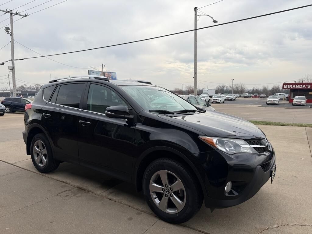 2015 TOYOTA RAV4