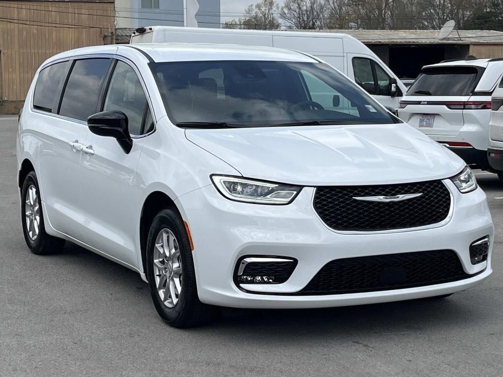 2026 CHRYSLER Pacifica