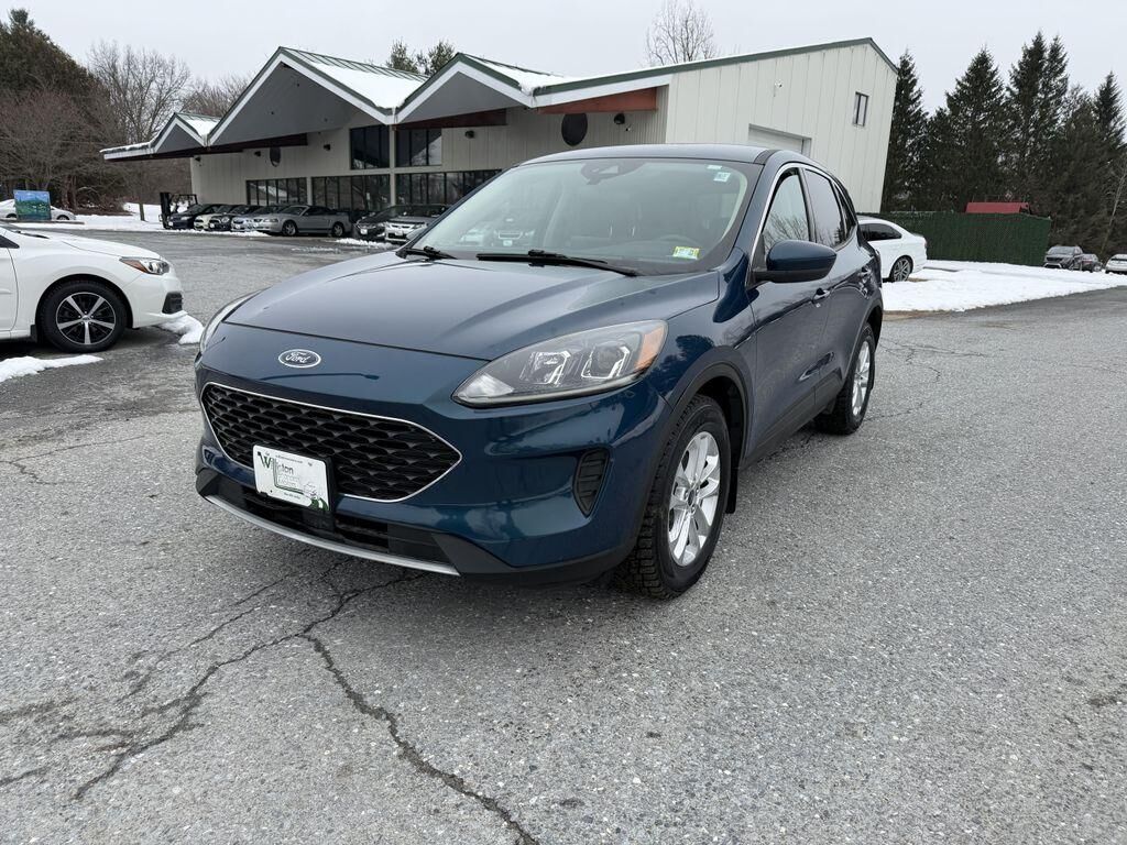 2020 FORD Escape