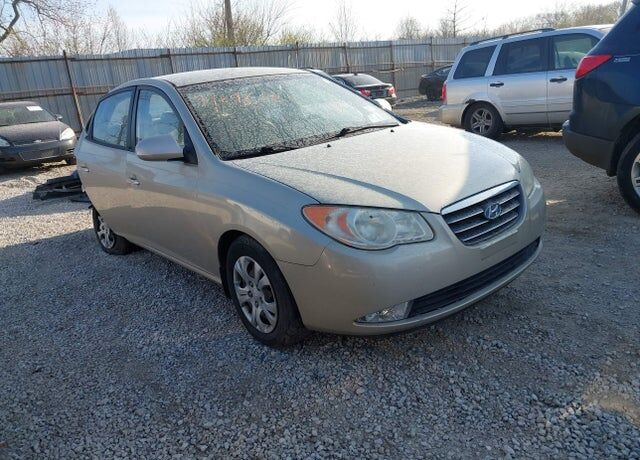 2009 HYUNDAI Elantra