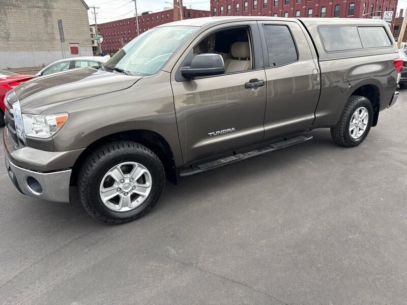 2010 TOYOTA Tundra