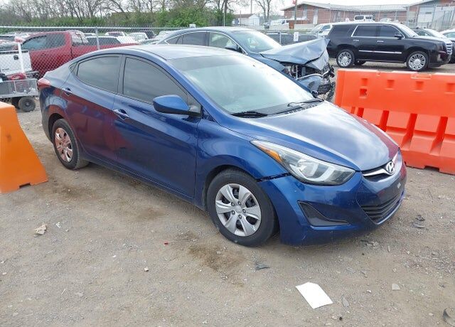 2016 HYUNDAI Elantra