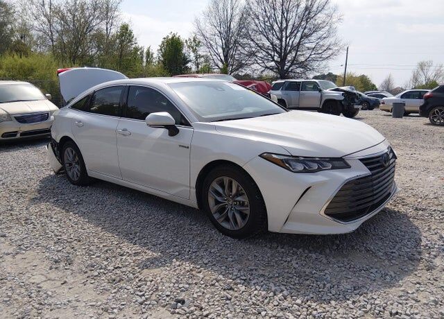 2019 TOYOTA Avalon