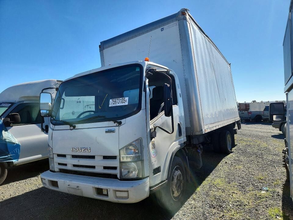 2014 ISUZU NQR/NRR