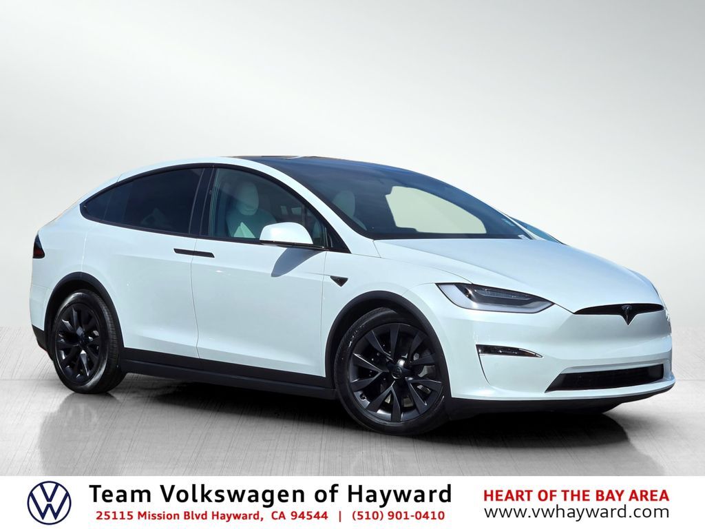 2023 TESLA Model X