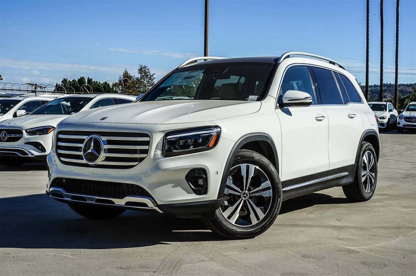 2026 MERCEDES-BENZ GLB-Class