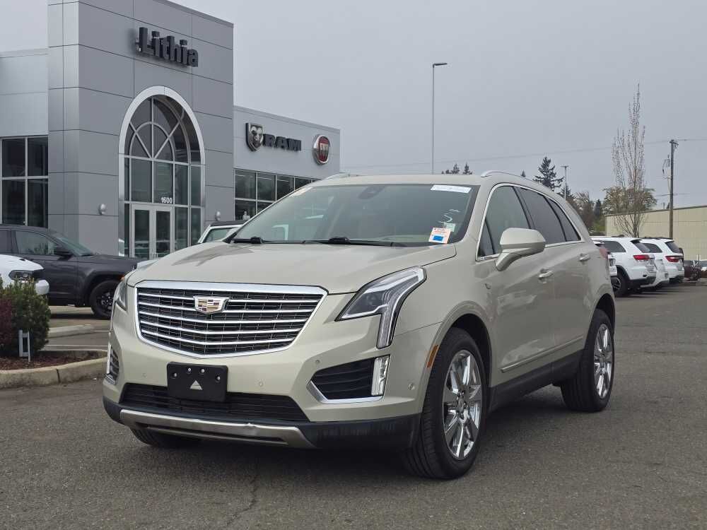 2017 CADILLAC XT5