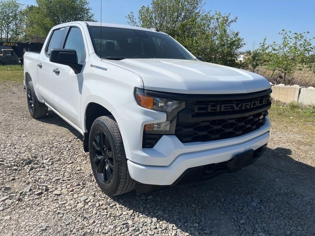 2024 CHEVROLET Silverado