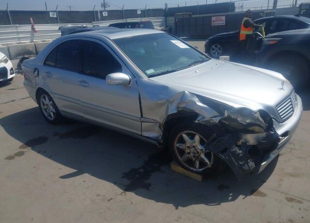2002 MERCEDES-BENZ C-Class