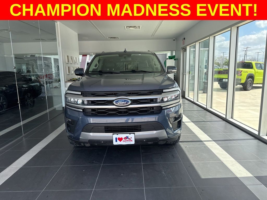 2022 FORD Expedition