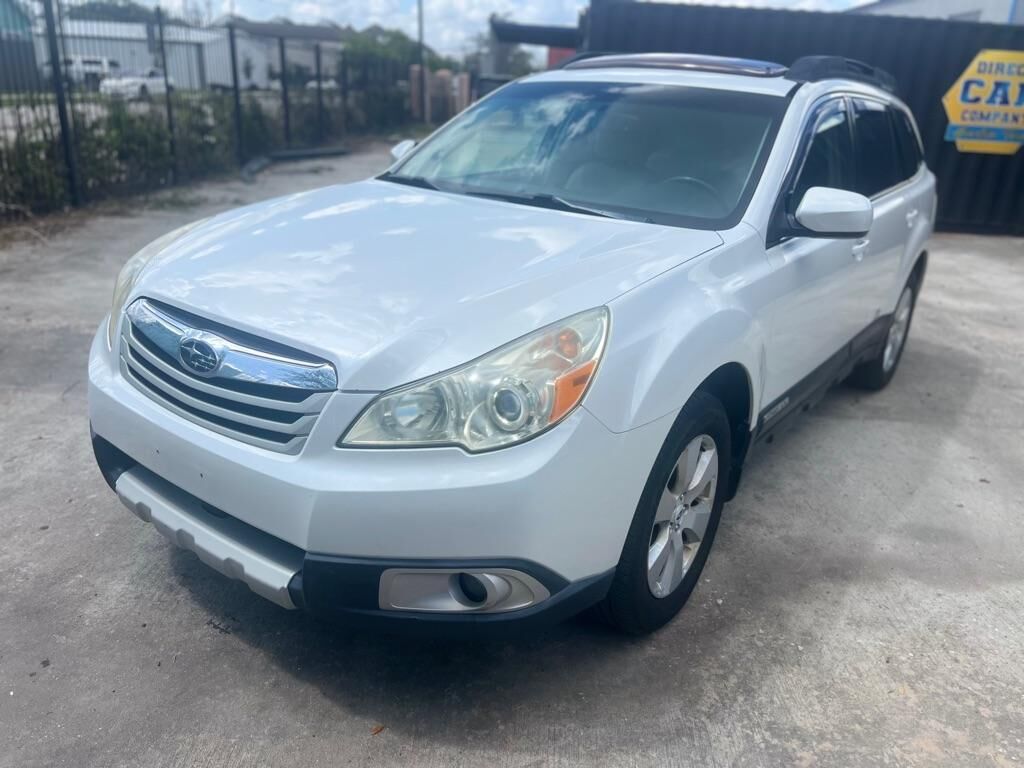 2011 SUBARU Outback