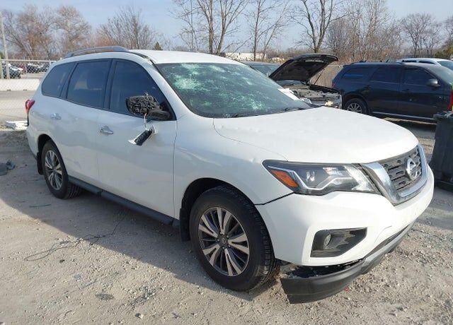 2018 NISSAN Pathfinder