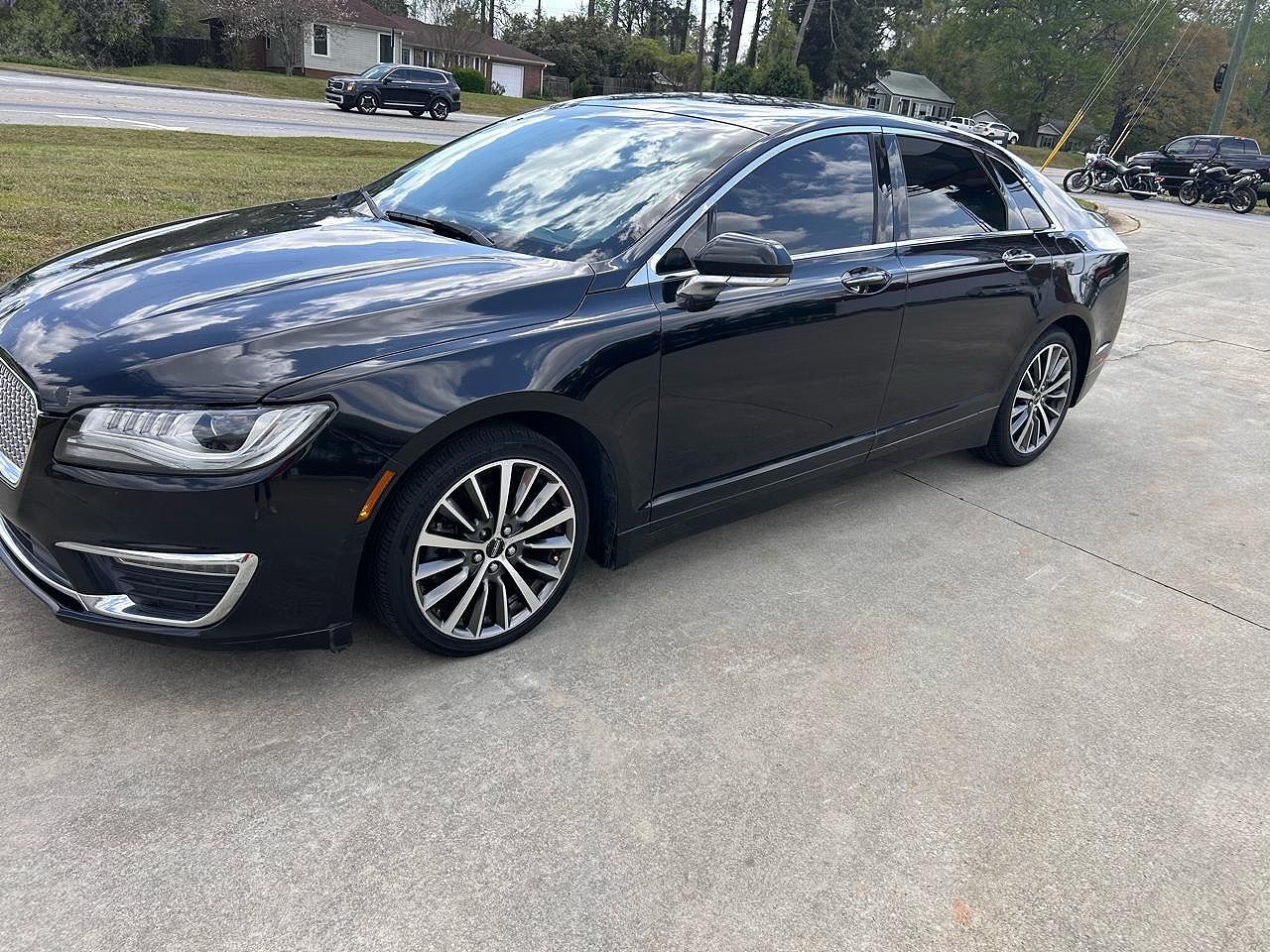 2017 LINCOLN MKZ