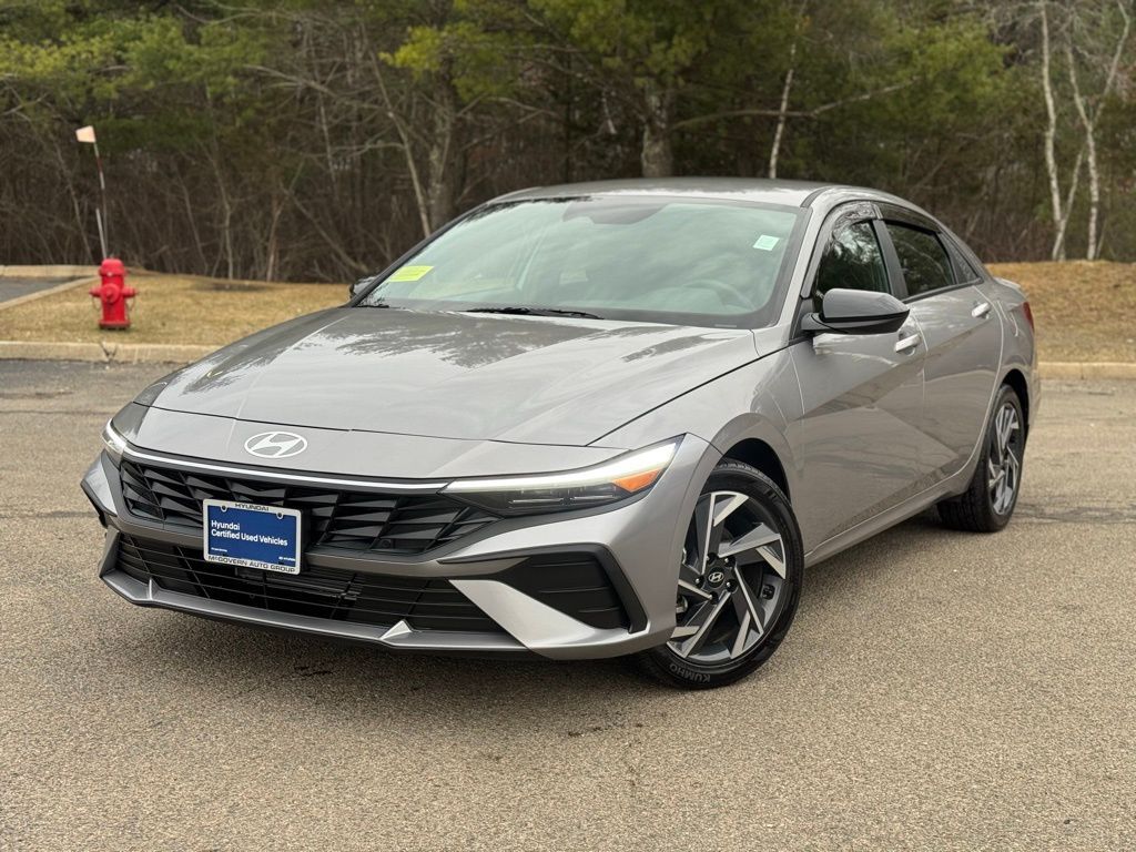 2025 HYUNDAI Elantra