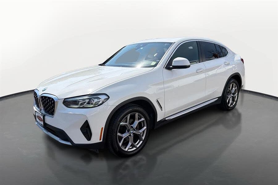 2022 BMW X4