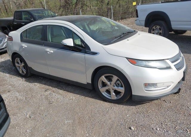 2011 CHEVROLET Volt