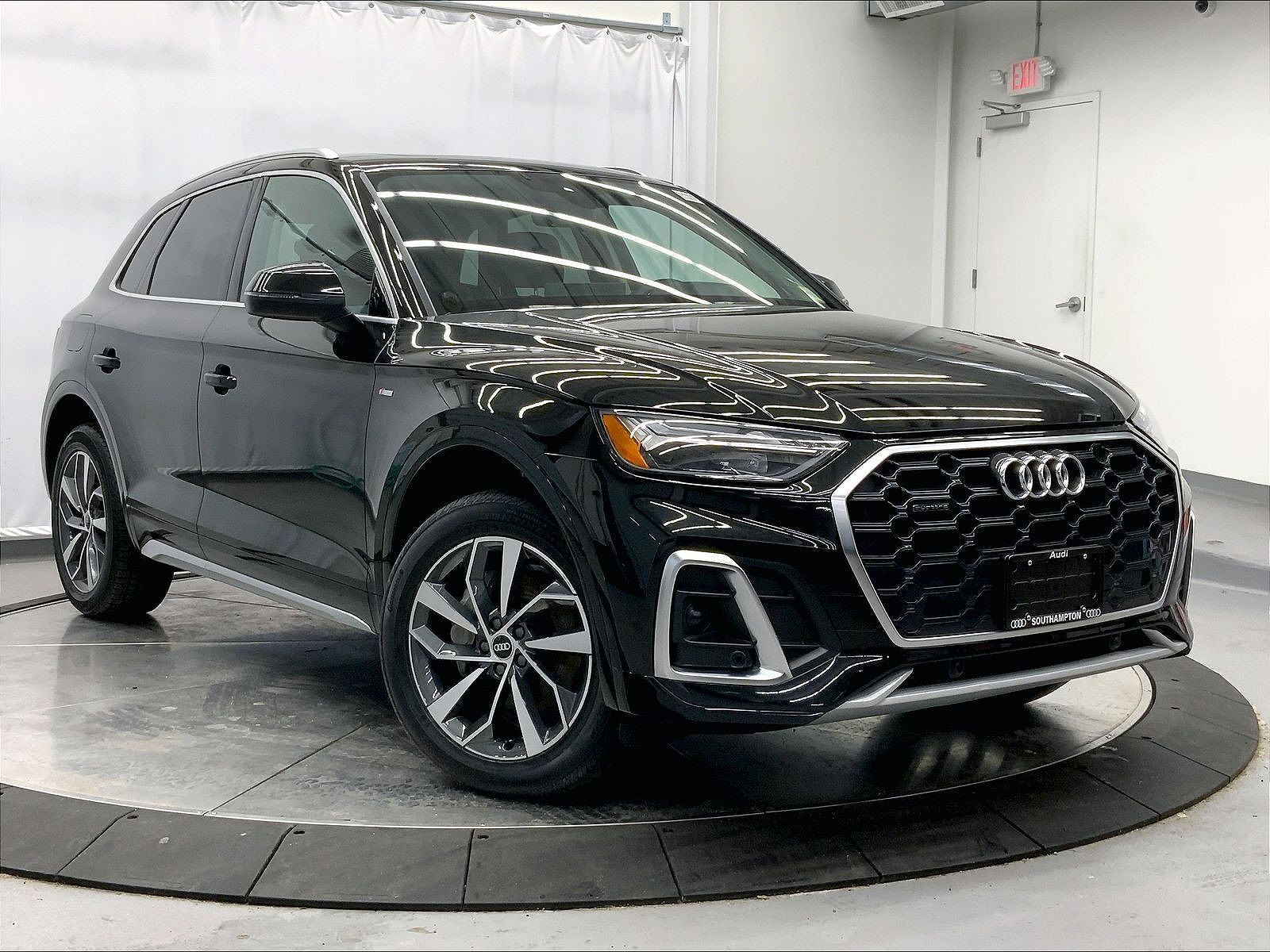 2023 AUDI Q5