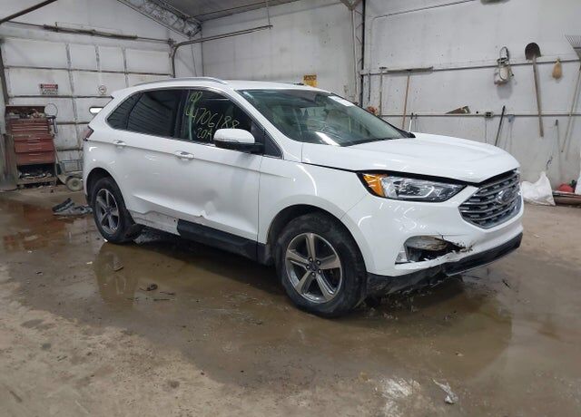 2020 FORD Edge